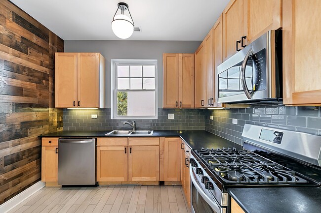 Foto del edificio - 6156 S Kenwood Ave