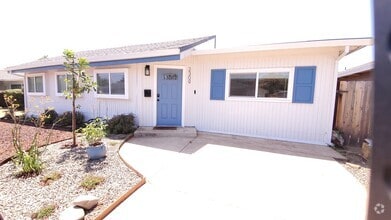 Building Photo - 2309 Barcelona Way