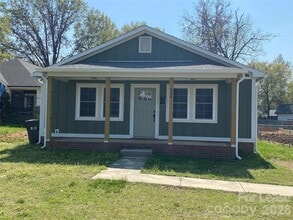 Building Photo - 804 Matheson Ave