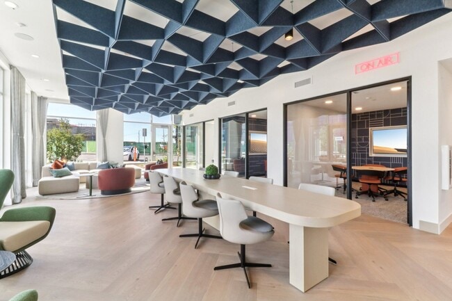 Building Photo - VAYA on Axia