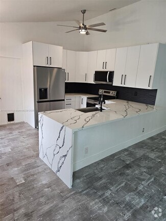 Building Photo - 15959 W Wind Cir