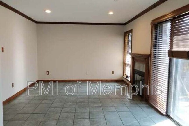 Building Photo - 3967 Grahamdale Cir