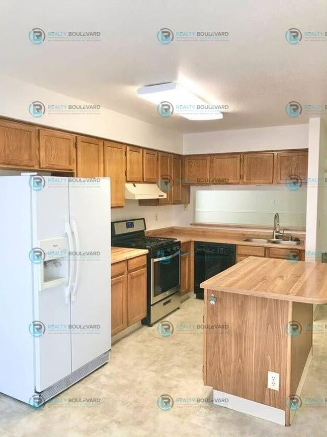 Foto del edificio - 3BR/2BA Single-Story with Backyard, RV Par...