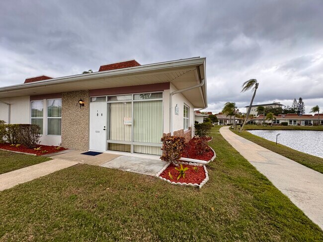 Building Photo - 4356 Tahitian Gardens Cir