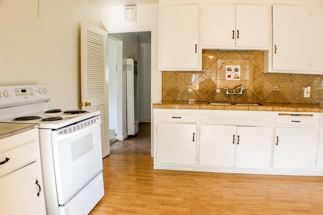 Foto del edificio - 2917 Elizabeth Ln