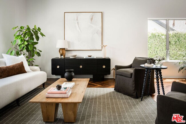Foto del edificio - 331 Beachwood Dr