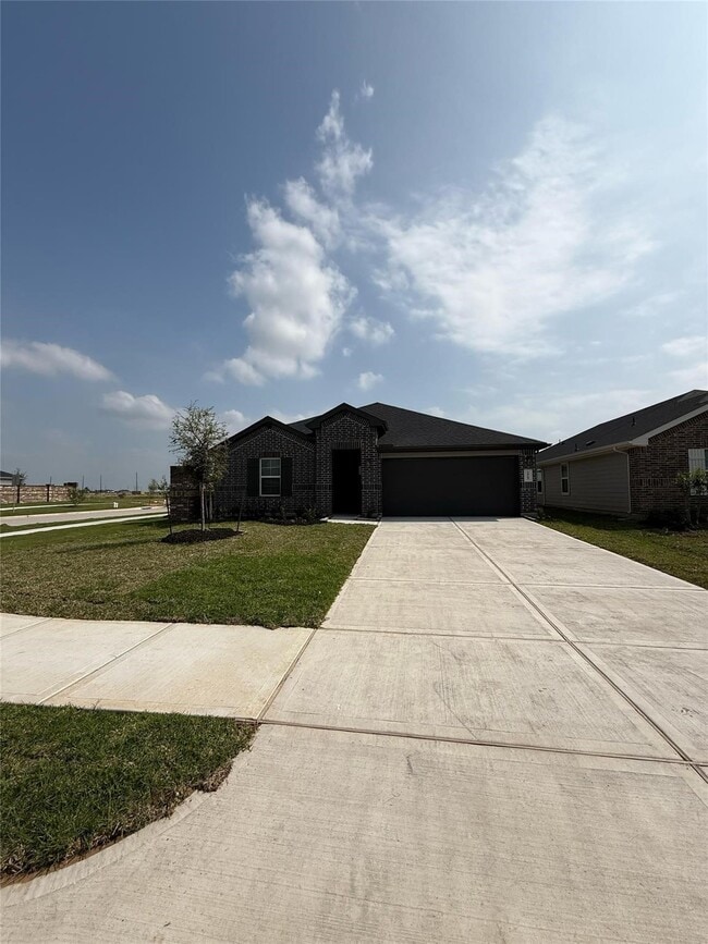 Building Photo - 30703 Skye Villa Ln