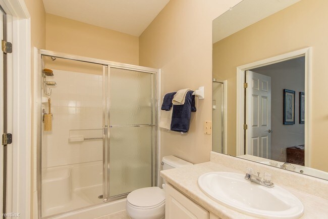 Foto del edificio - 5699 Tuttle Commons Blvd