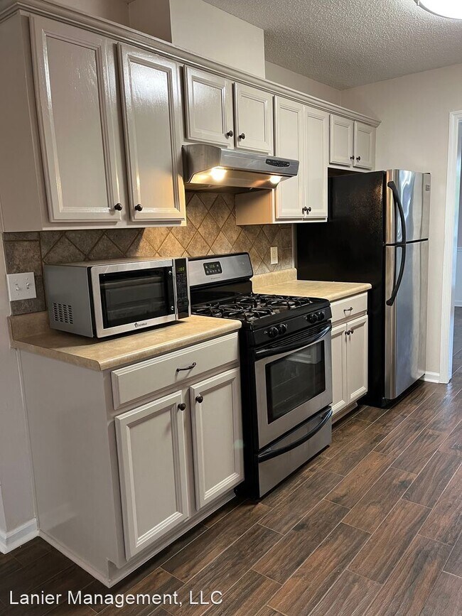Foto del edificio - 3 br, 2 bath House - 21 Green Iris Ct