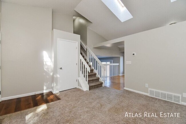 Foto del edificio - 9138 Chieftan Dr