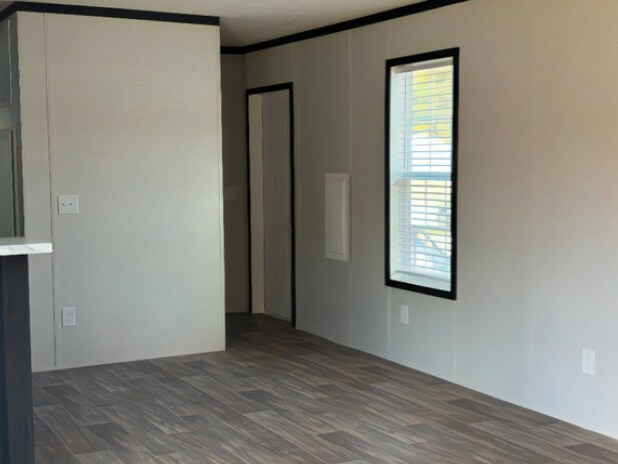 Foto del edificio - Room in Apartment on Lee Hy Dr