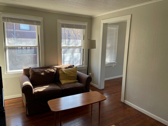 Foto del edificio - 2306 6th Ave