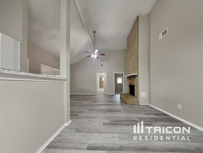 Foto del edificio - 22006 Manor Estates Dr