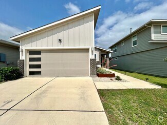 Building Photo - 7704 Daves Landing Dr