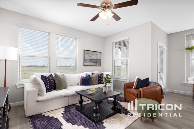 Foto del edificio - 2545 Finch Holw Dr