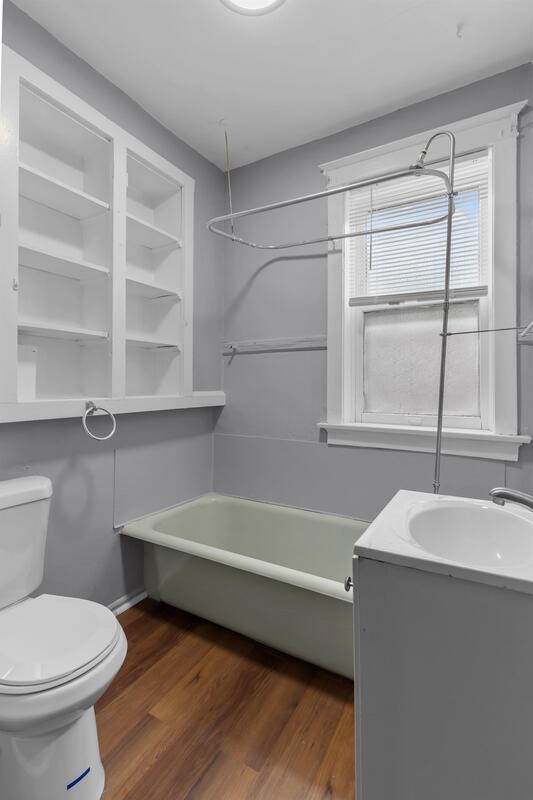 Building Photo - 3208 Delor St