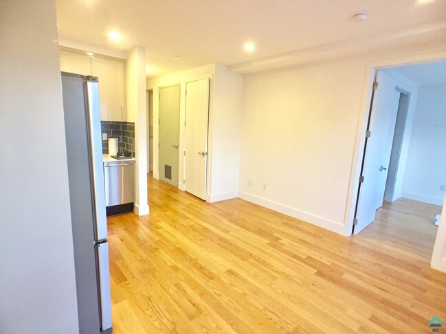 Building Photo - 6334 Fresh Pond Rd
