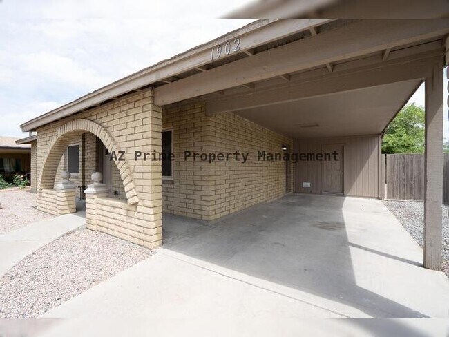 Building Photo - 1902 E EMERALD AVE, MESA AZ