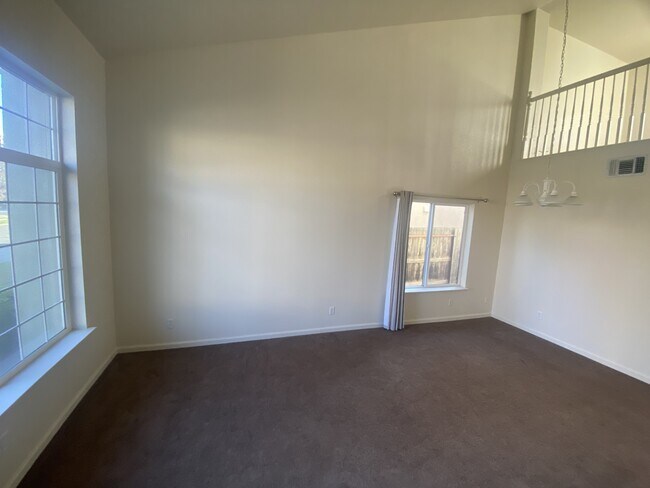 Foto del edificio - 1706 Shay Way