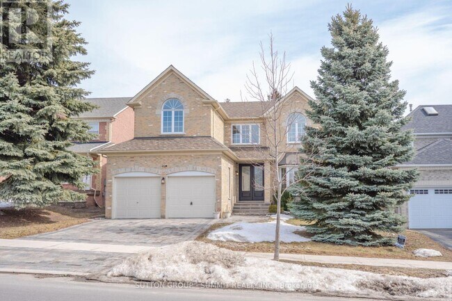 Photo du bâtiment - 49 Central Park Dr