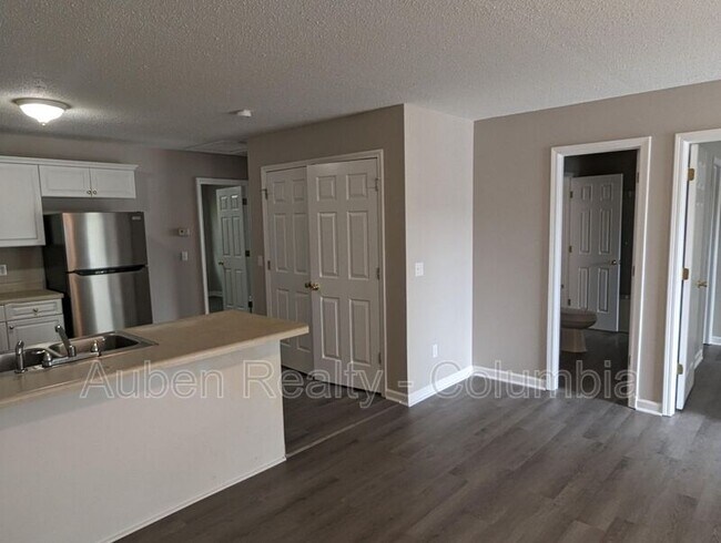 Building Photo - 220 Wynn Way