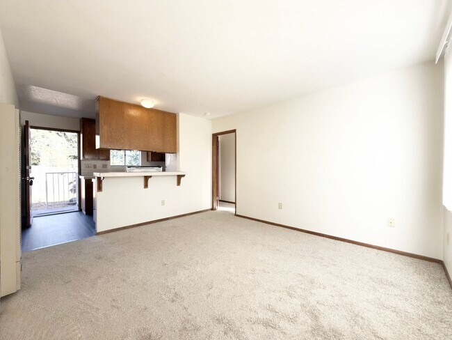 Foto del edificio - Hillside One-Bedroom Apartment