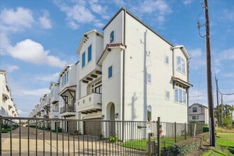 Building Photo - 1203 Bonner St Building Photo - 1203 Bonner St