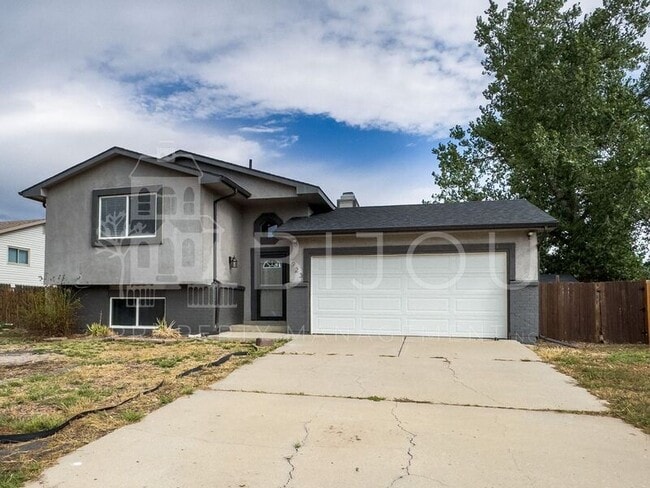 Foto del edificio - 923 Rancher Dr