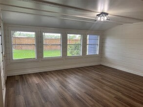 Building Photo - 12418 A Bar Dr