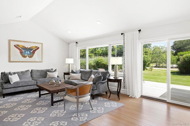 Foto del edificio - 31 B Club Ln