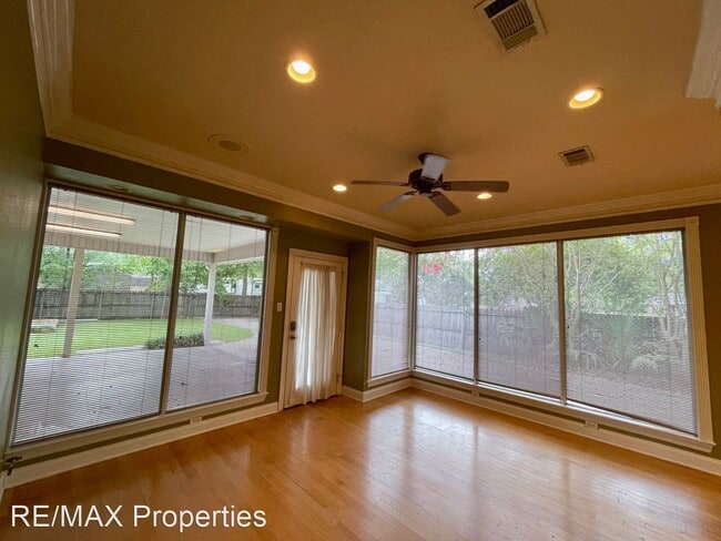 Building Photo - 2 br, 2 bath House - 11113 Garrett Dr