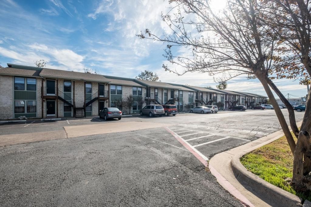 Foto principal - 1111 Sunrise Rd. #16