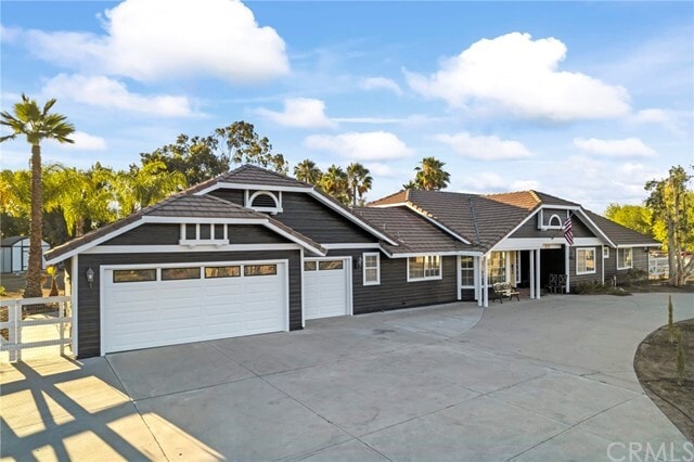 Foto del edificio - 28720 Jenny Ln