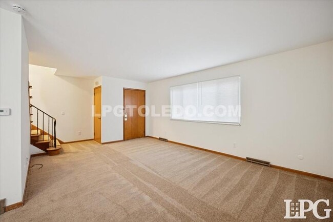 Foto del edificio - 3860 Sheffield Ct