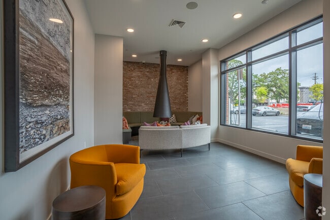 Lobby - Aeon