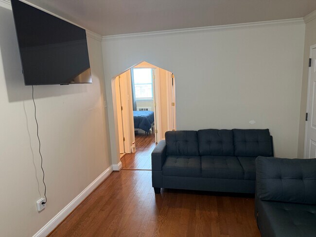 Foto del edificio - 4309 Norfolk Ave