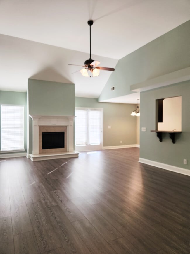 Foto del edificio - 420 Nathan St