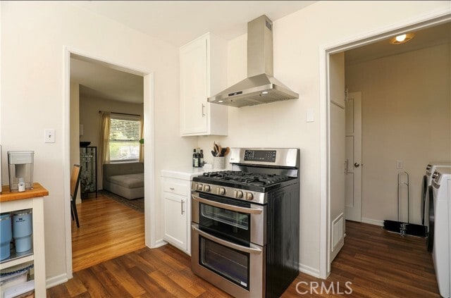 Building Photo - 14835 Dalman St