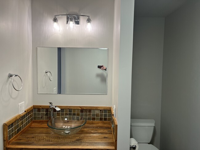 Master Bathroom - 136 Kingston St