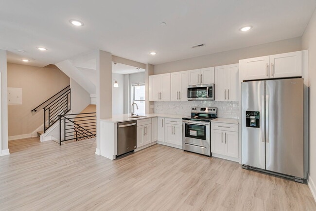 Photo - 2636 Annin St Apartment