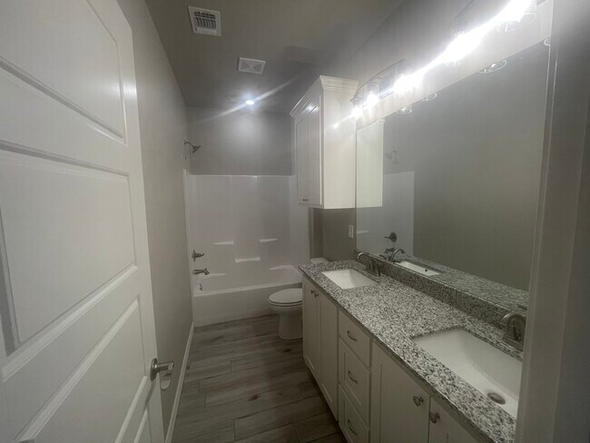 Foto del edificio - 3 Highland Ln