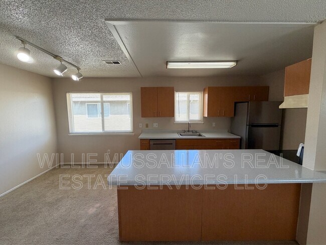 Foto del edificio - 2140 Palisade Ave