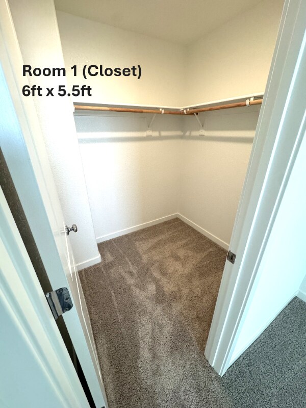 Foto del edificio - 1379 Leonhardt Lp