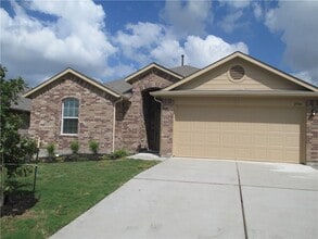Building Photo - 2504 Chetco Dr