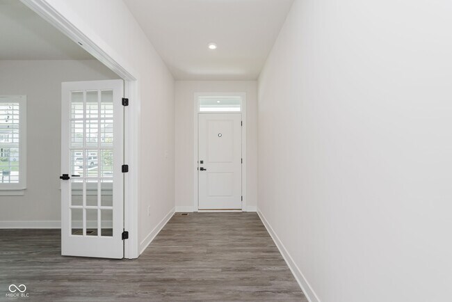 Building Photo - 16703 Ayshire Dr