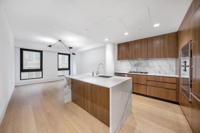 Building Photo - 1 bedroom in New York NY 10002