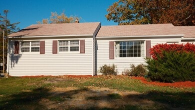 Building Photo - 32568 Electric Blvd