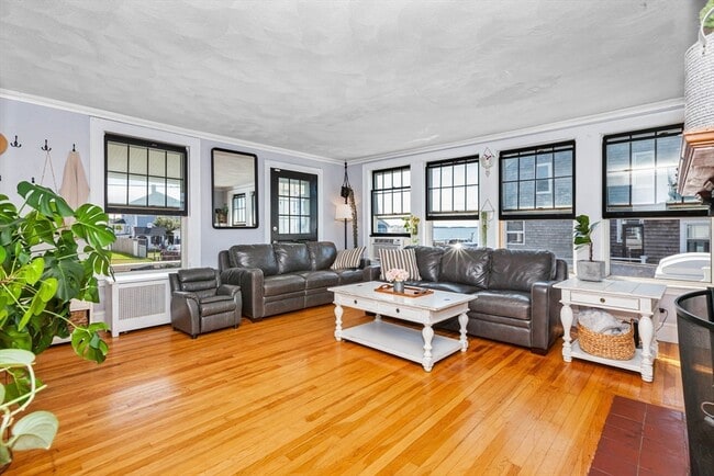 Foto del edificio - 1079 Shirley St
