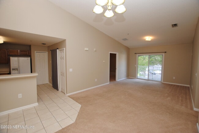 Building Photo - 6112 Maggies Cir