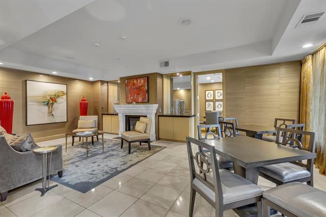 Building Photo - 3225 Turtle Creek Blvd